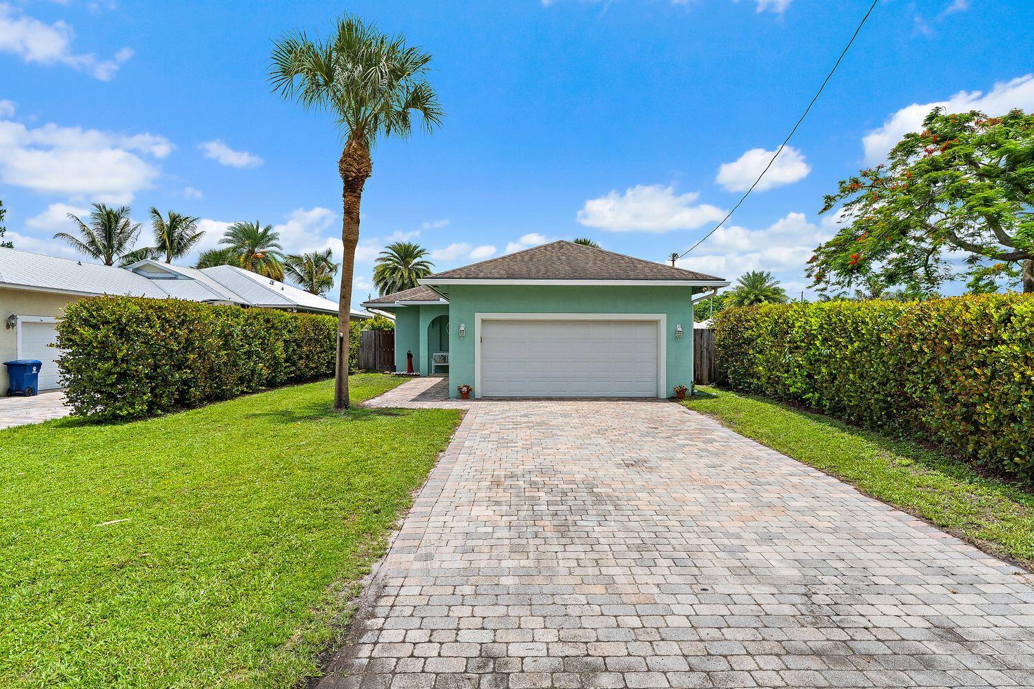 17620 Cinquez Park Road W