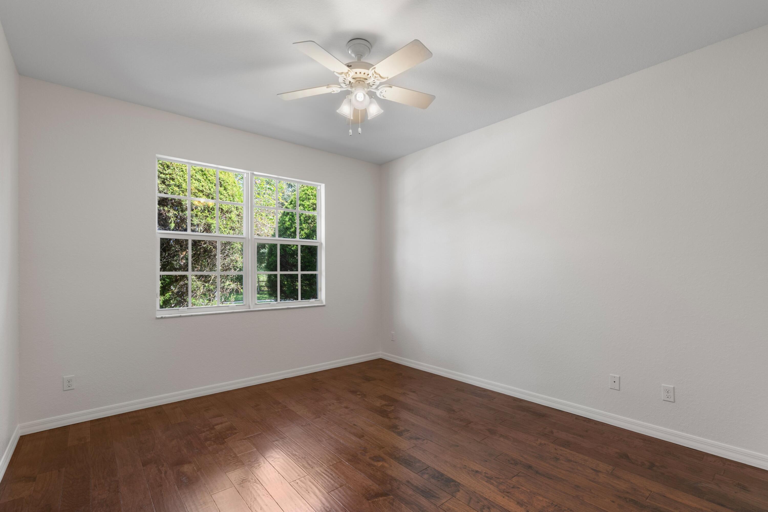 102 Crab Cay Way