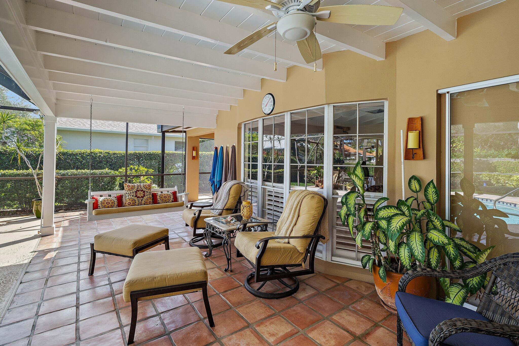 11 Country Club Circle