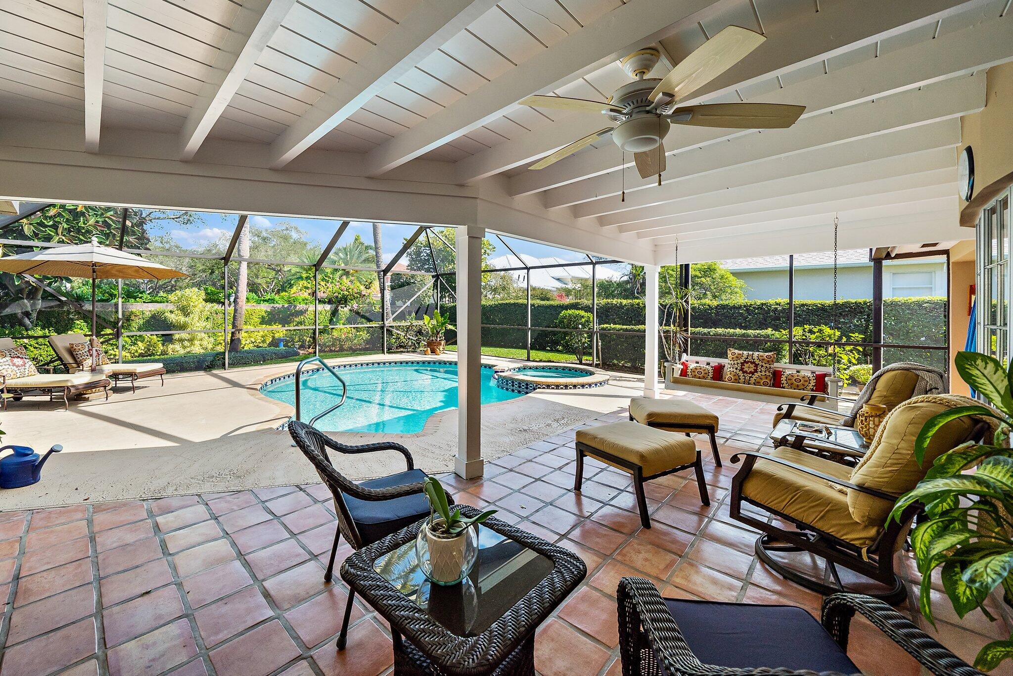 11 Country Club Circle