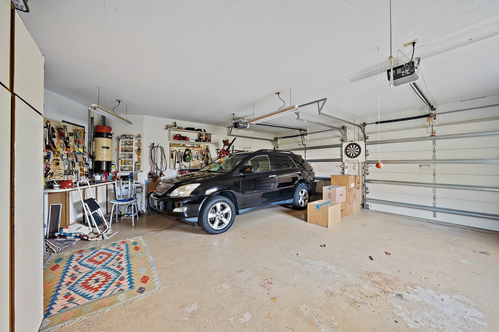 11 Country Club Circle