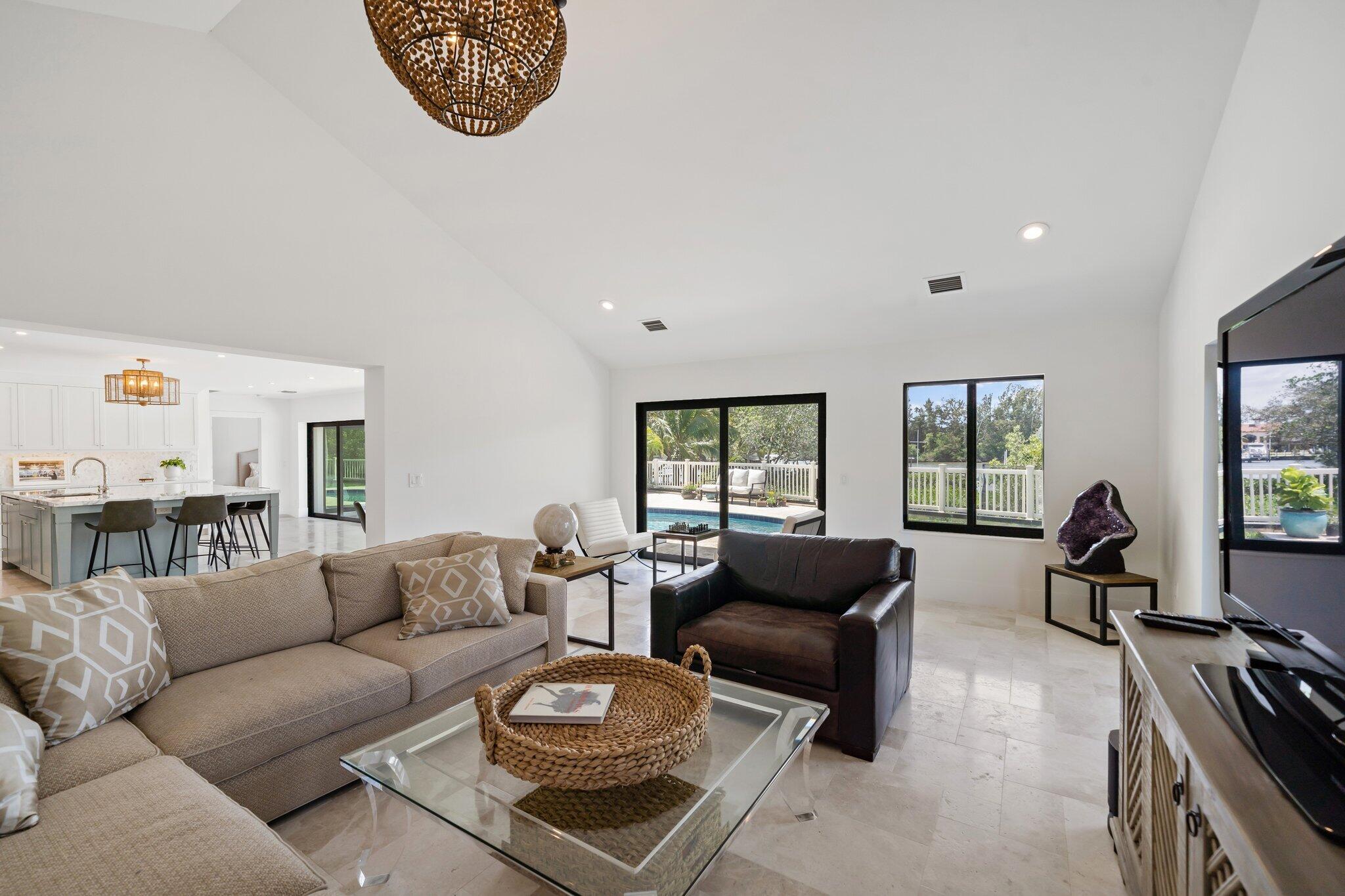 176 Harbourside Circle