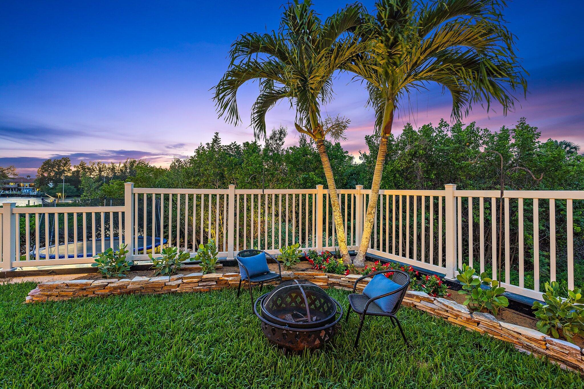 176 Harbourside Circle