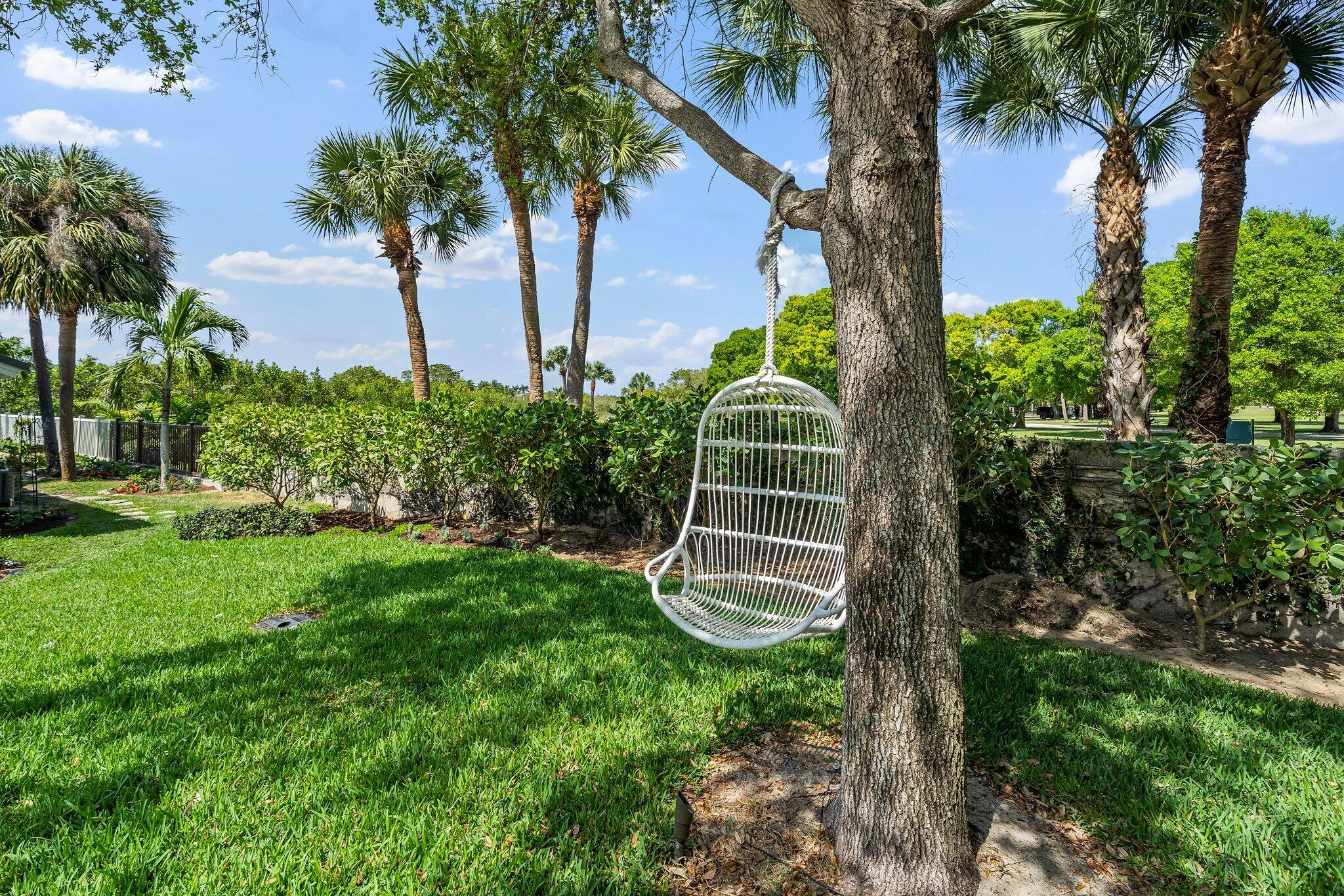 176 Harbourside Circle