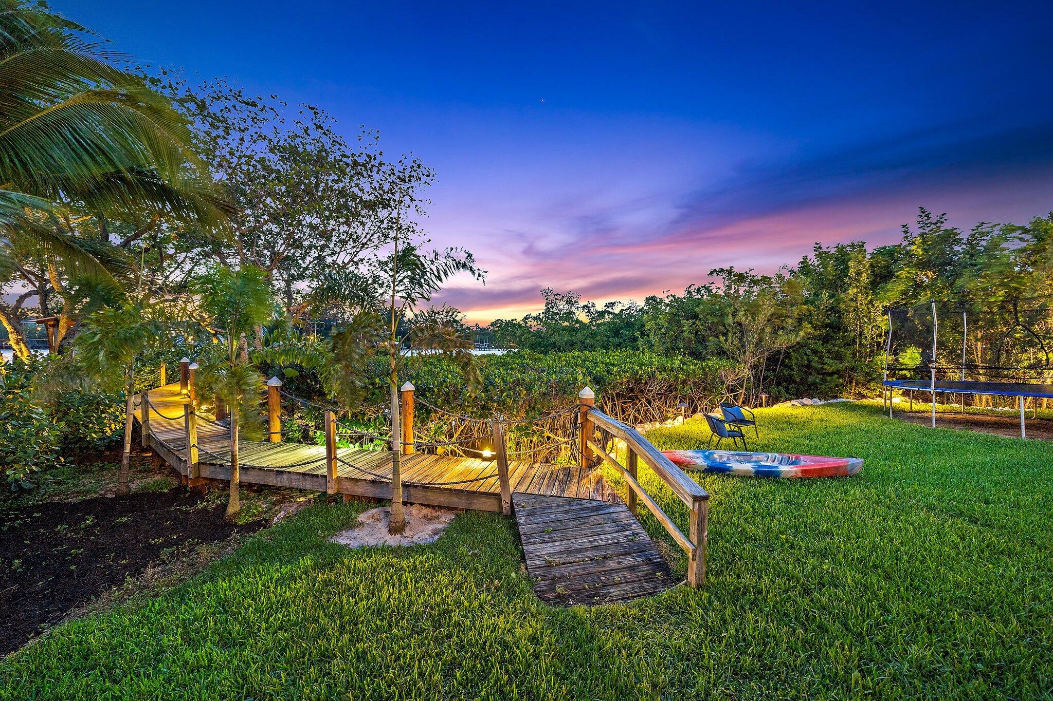 176 Harbourside Circle