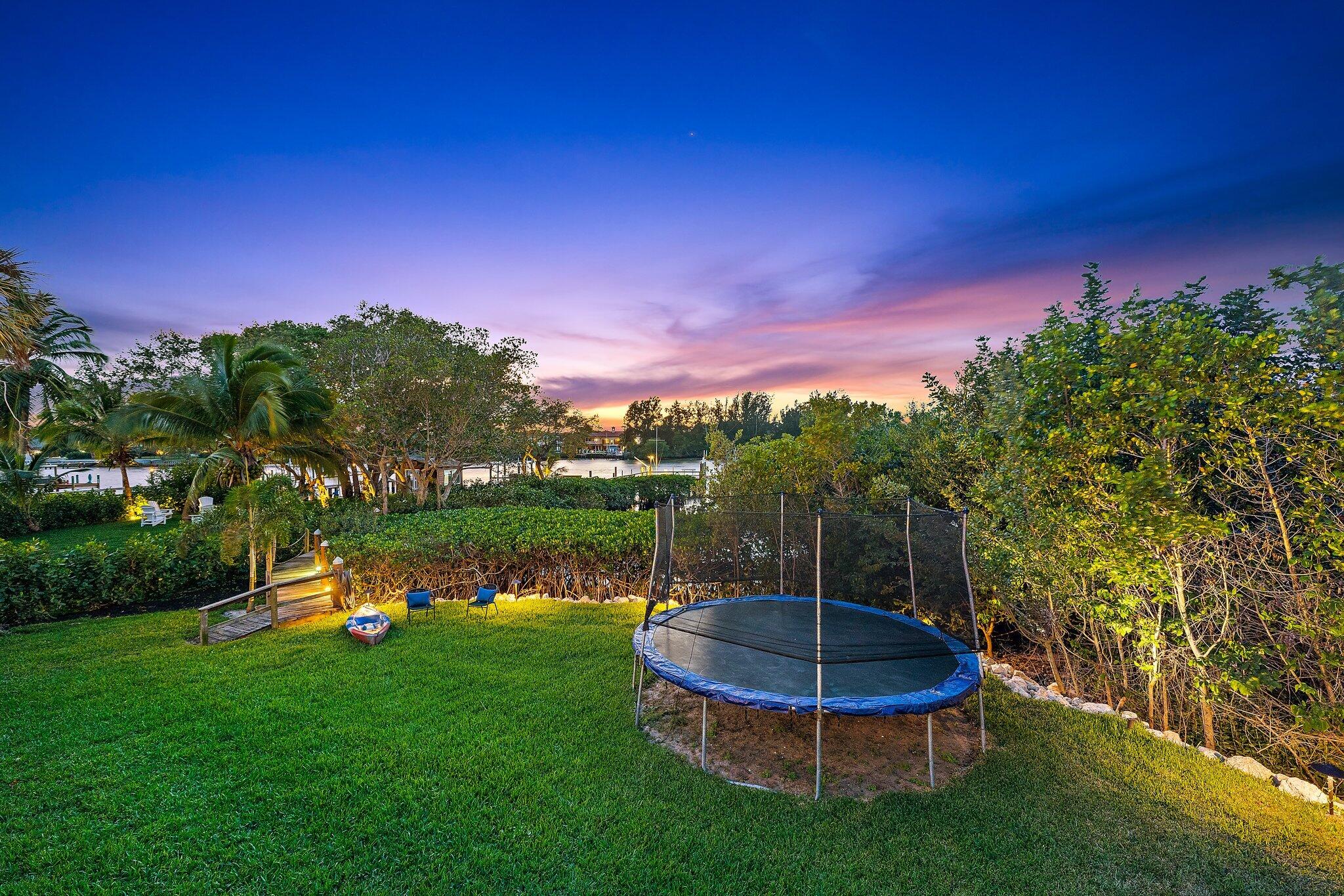 176 Harbourside Circle