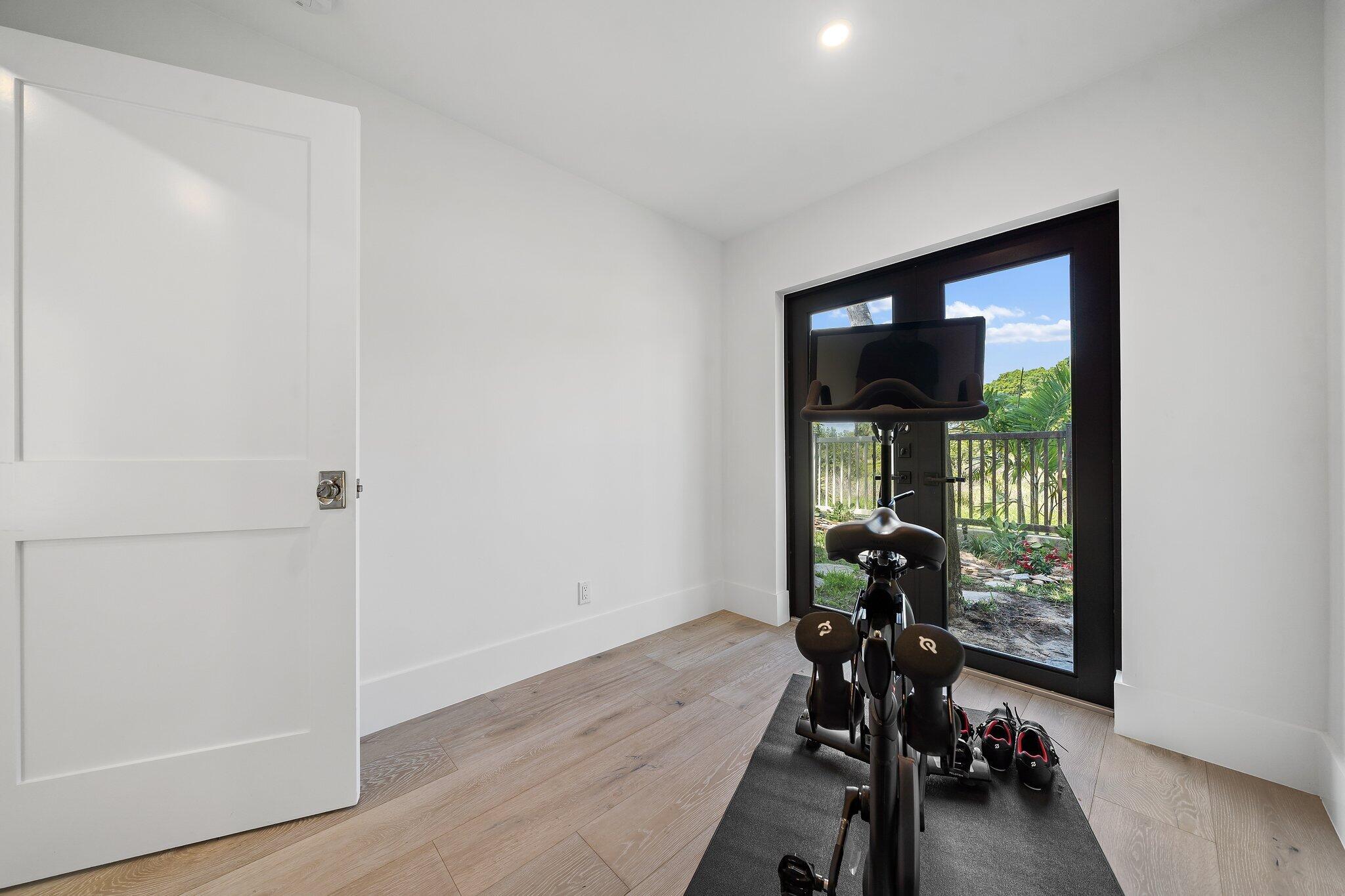 176 Harbourside Circle