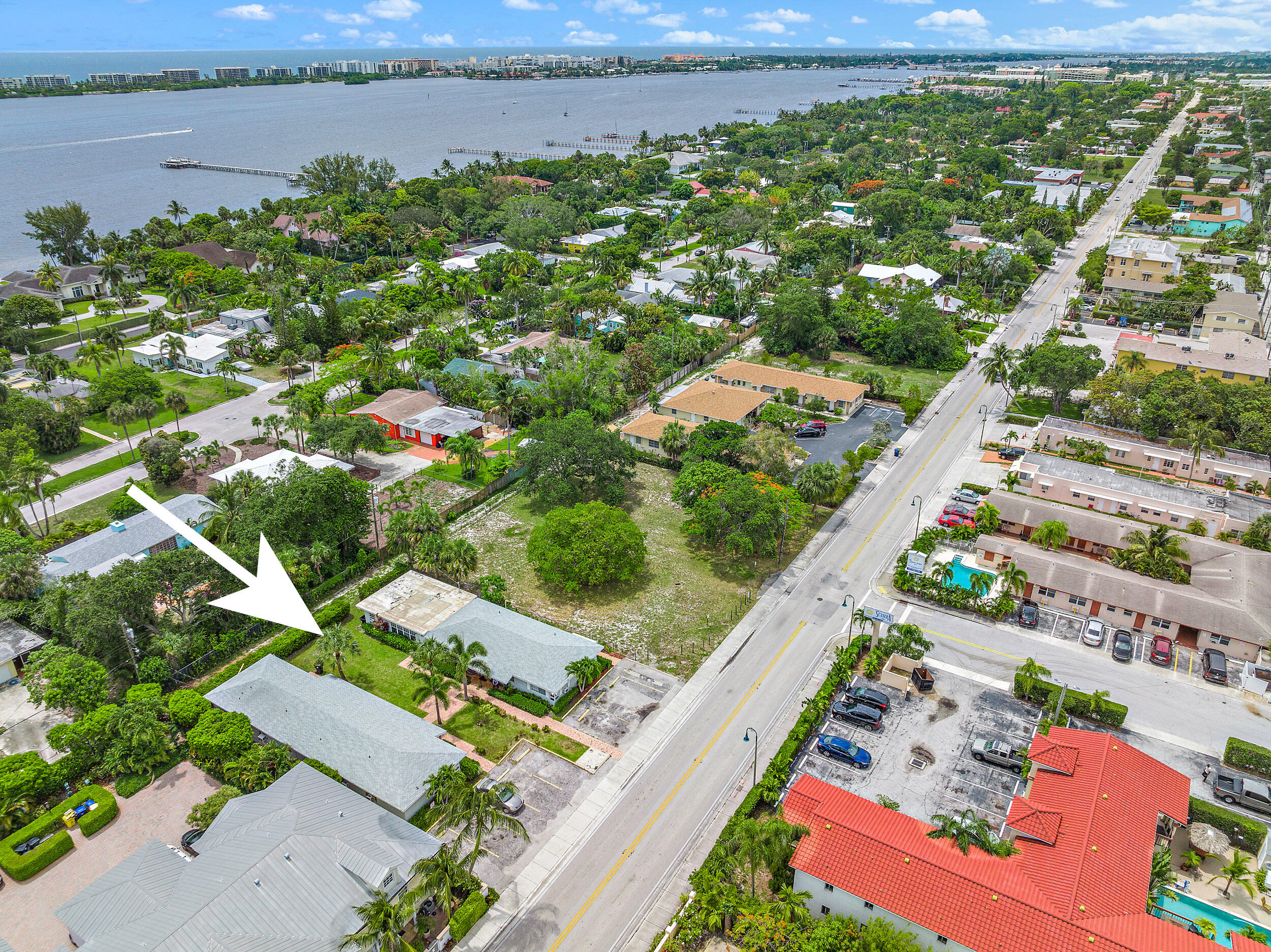 626 S Federal Highway Unit: 1 - 8