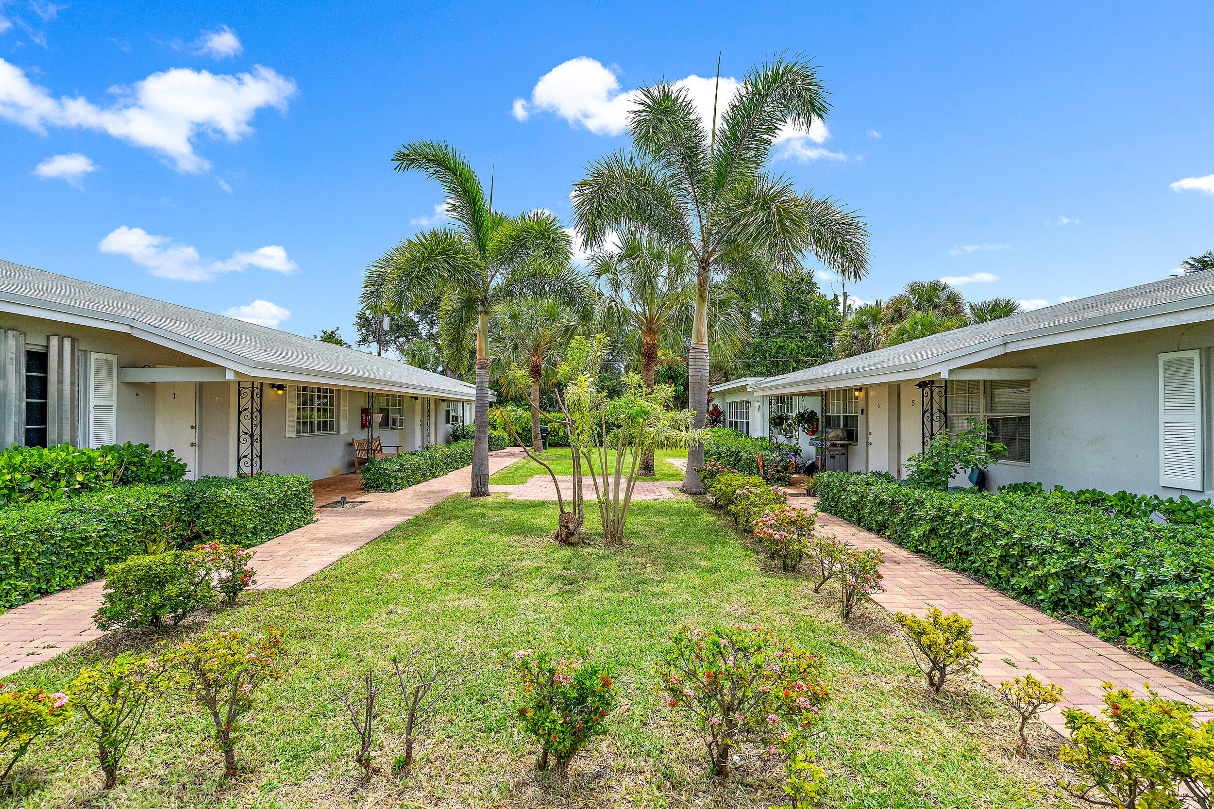 626 S Federal Highway Unit: 1 - 8