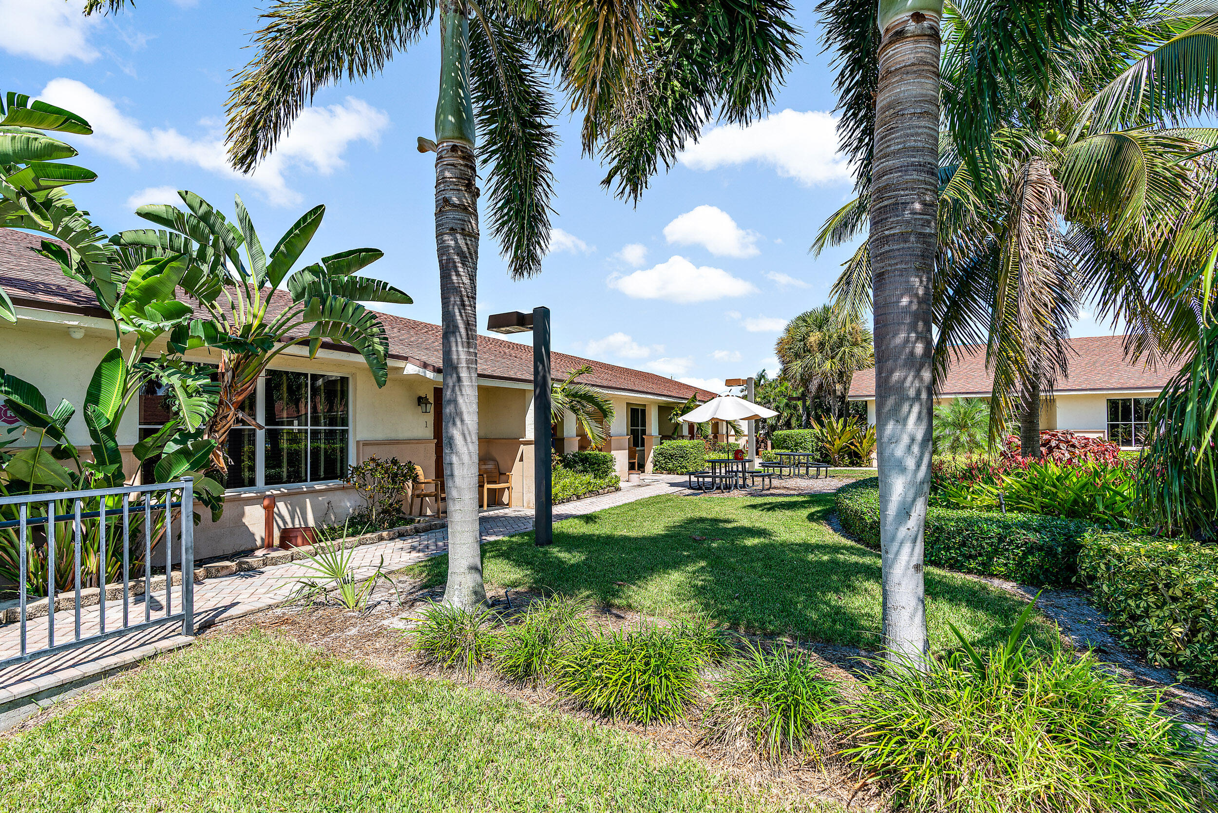 8455 SE Church Street Unit: 6