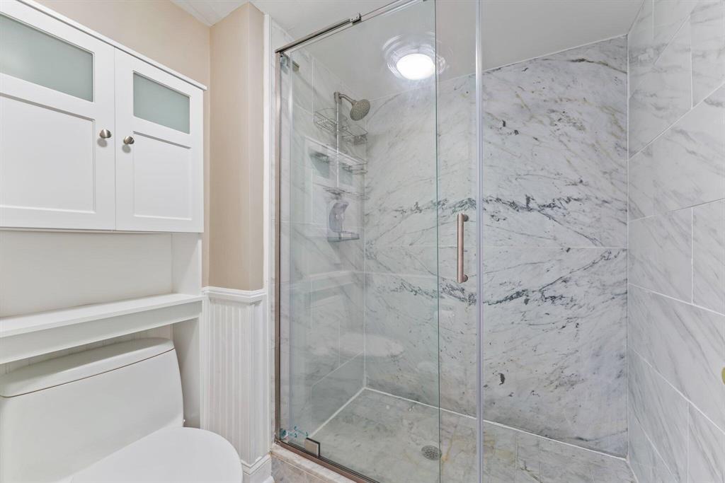 100 Beach Road Unit: 903