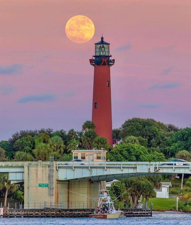 100 Beach Road Unit: 903