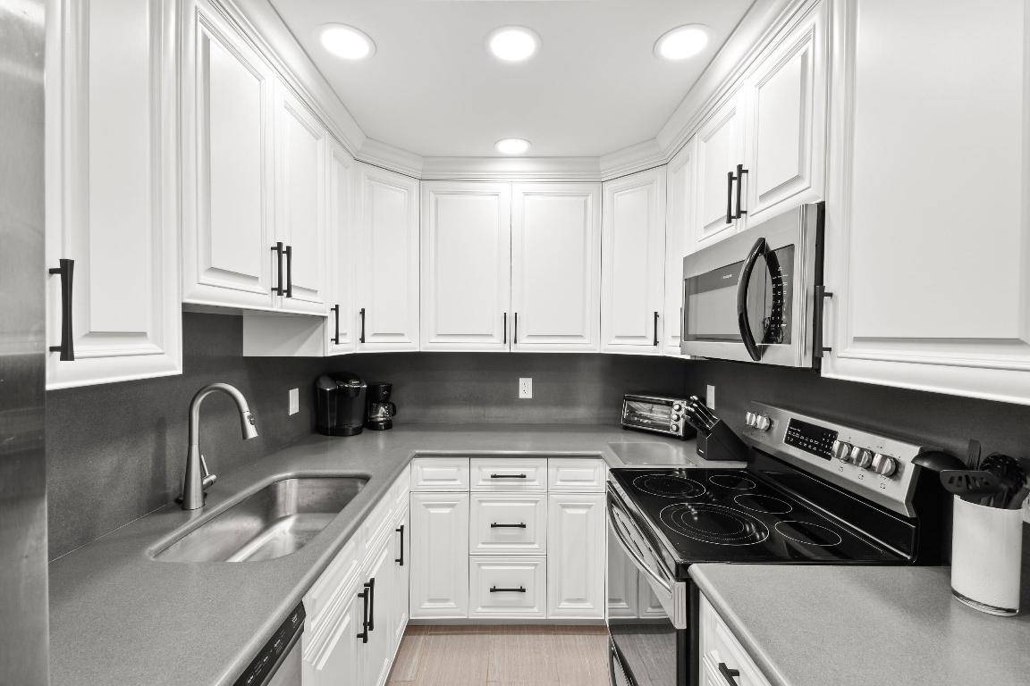 1200 Marine Way 601