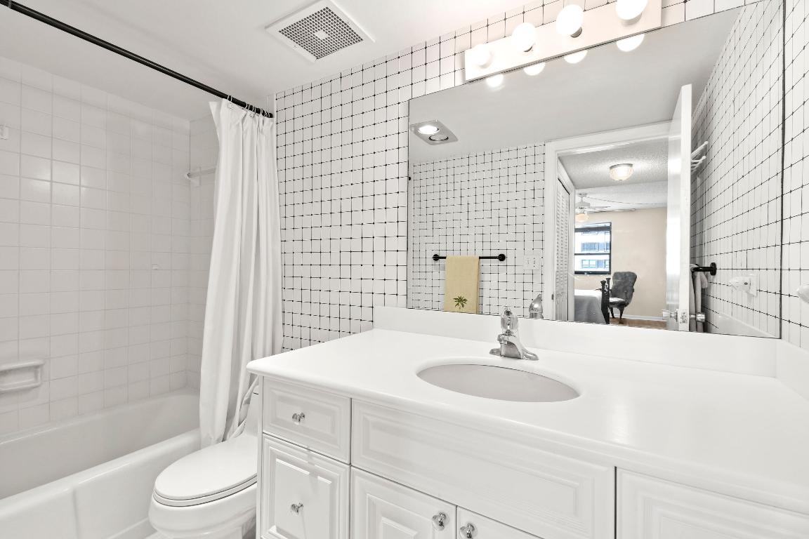 1200 Marine Way 601