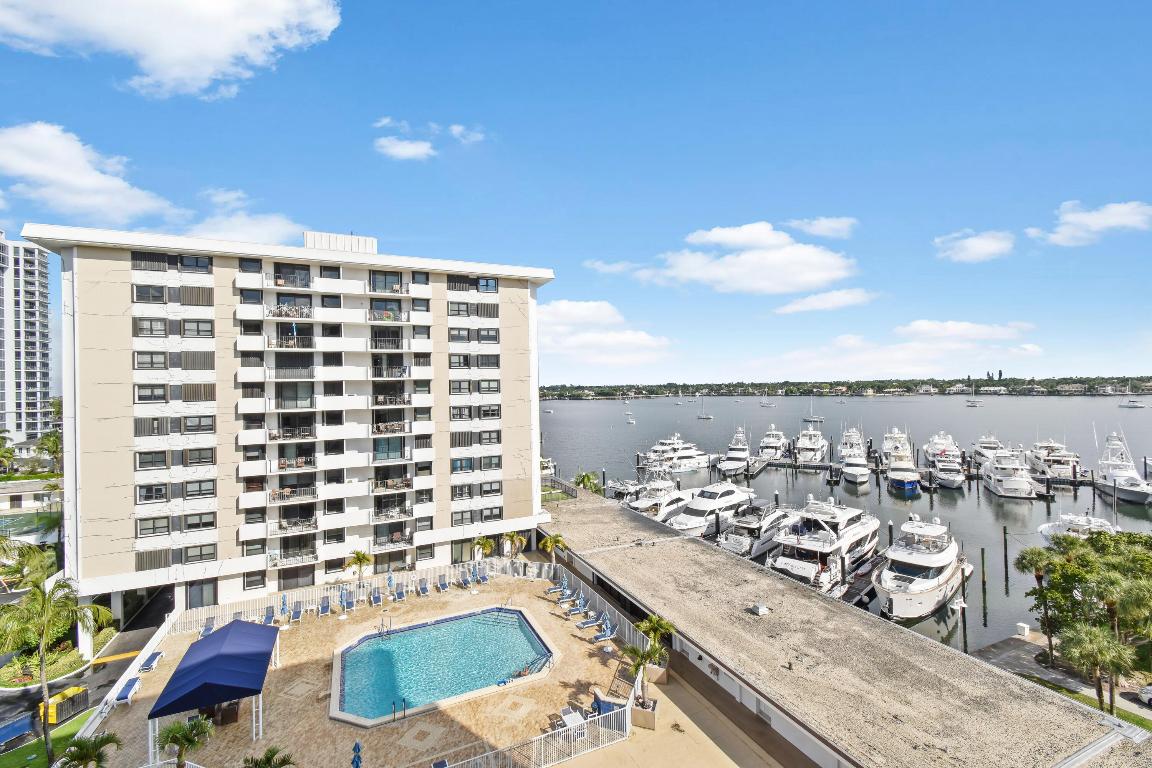 1200 Marine Way 601