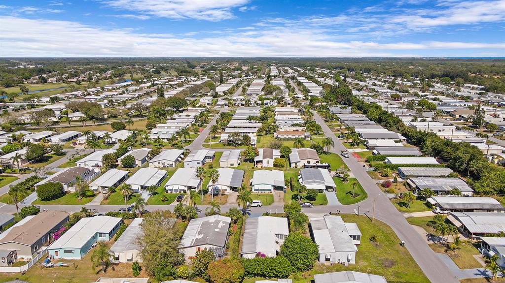 7068 SE Delegate Street