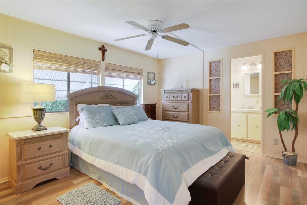 7068 SE Delegate Street