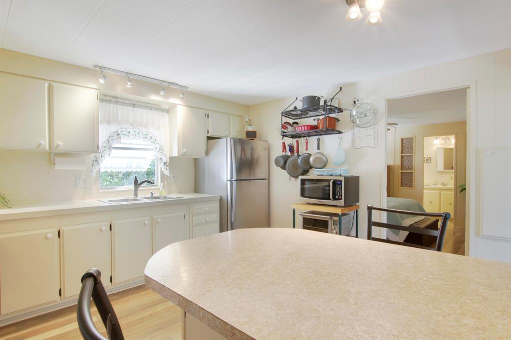 7068 SE Delegate Street