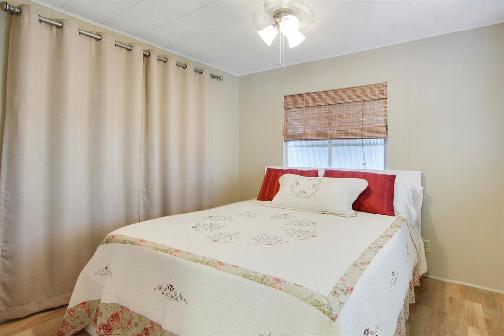 7068 SE Delegate Street