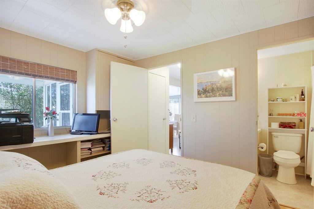 7068 SE Delegate Street