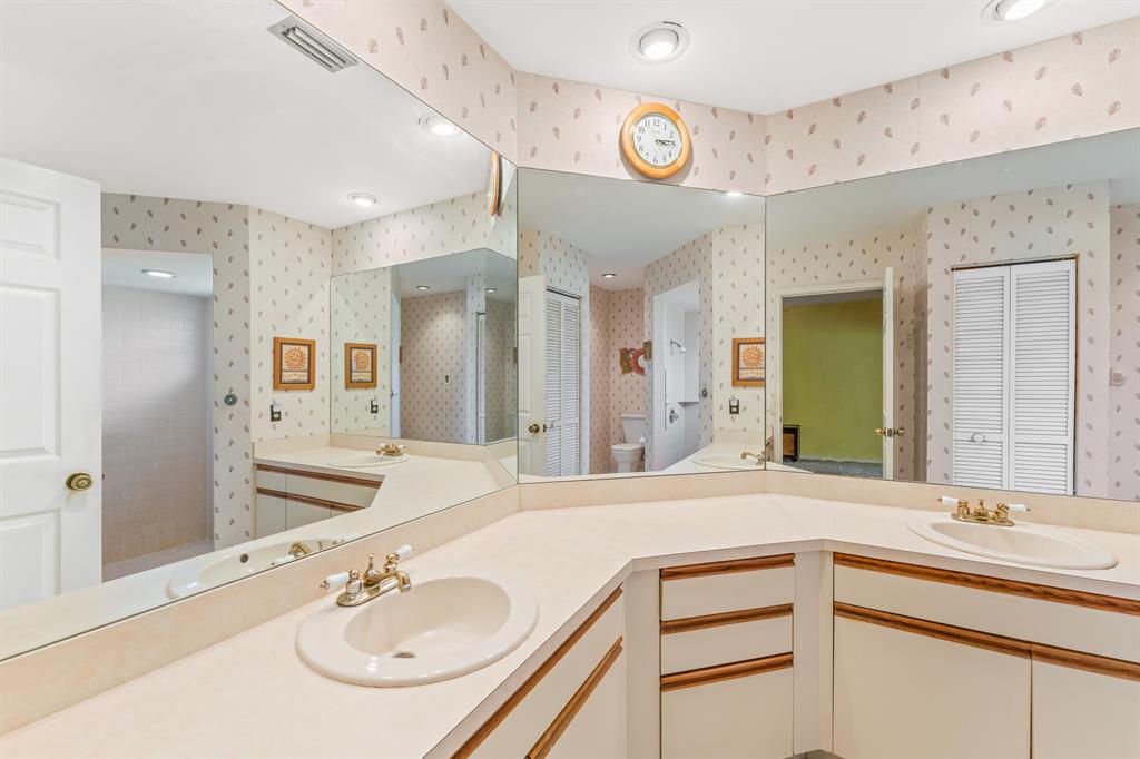 5750 Peachwood Court