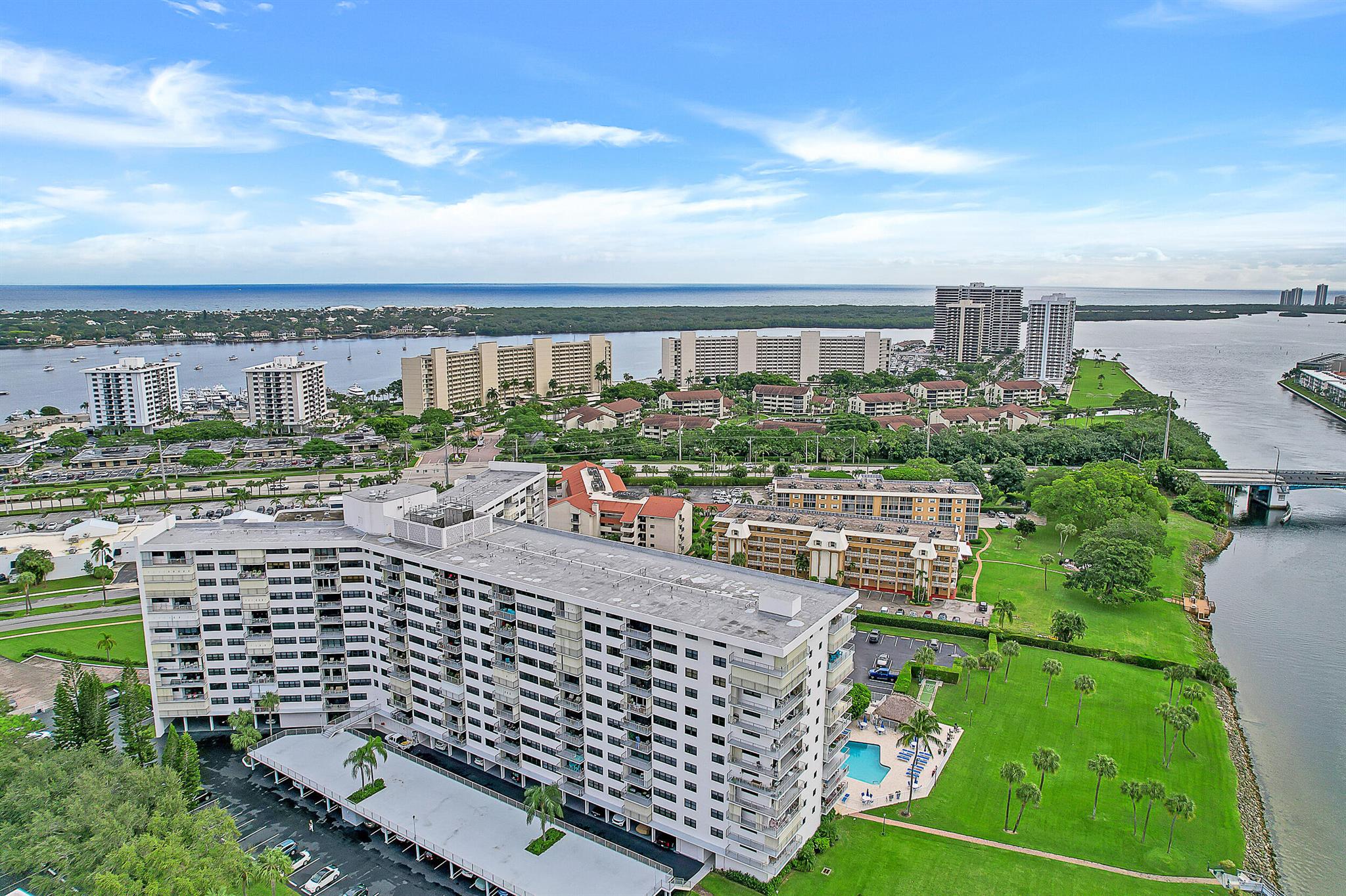 336 Golfview Road 711