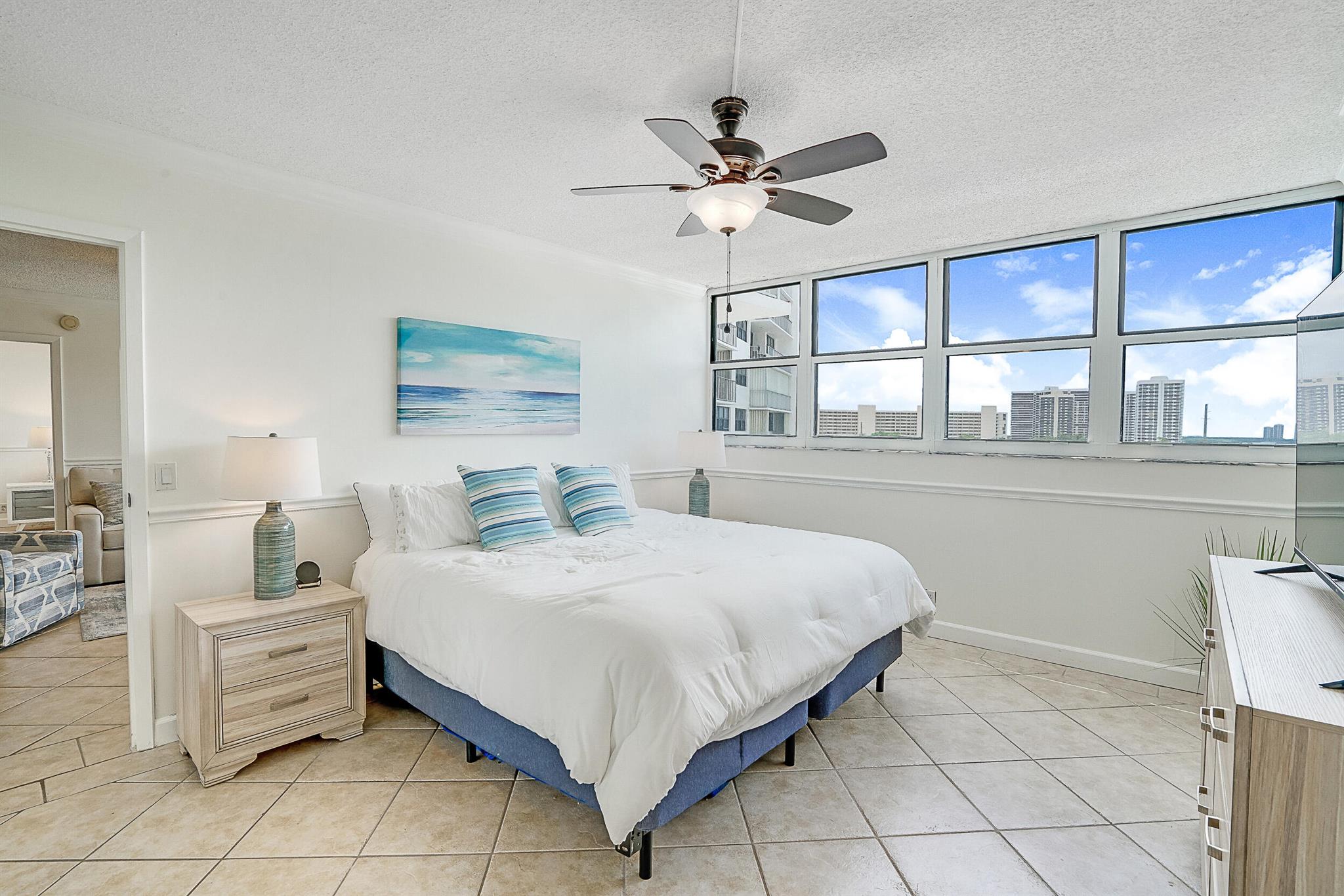 336 Golfview Road 711
