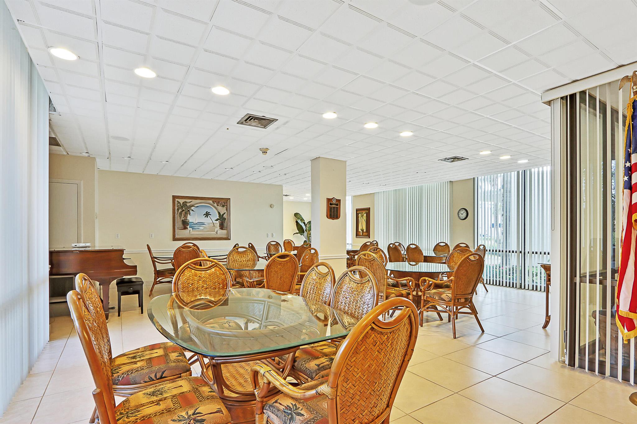 336 Golfview Road 711