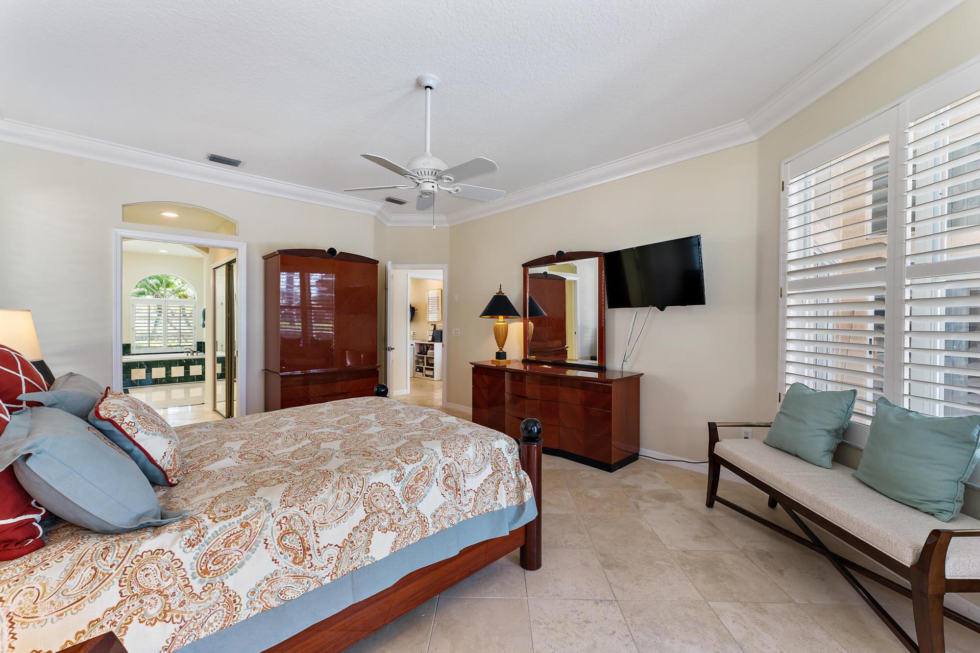 2310 SW Whitemarsh Way