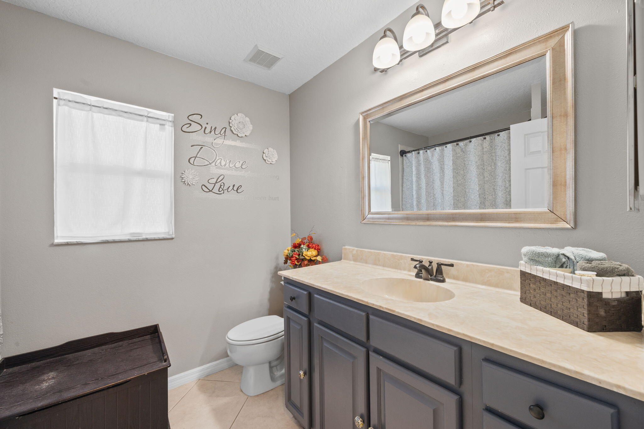 521 SW Cyrilla Trail, Port St. Lucie
