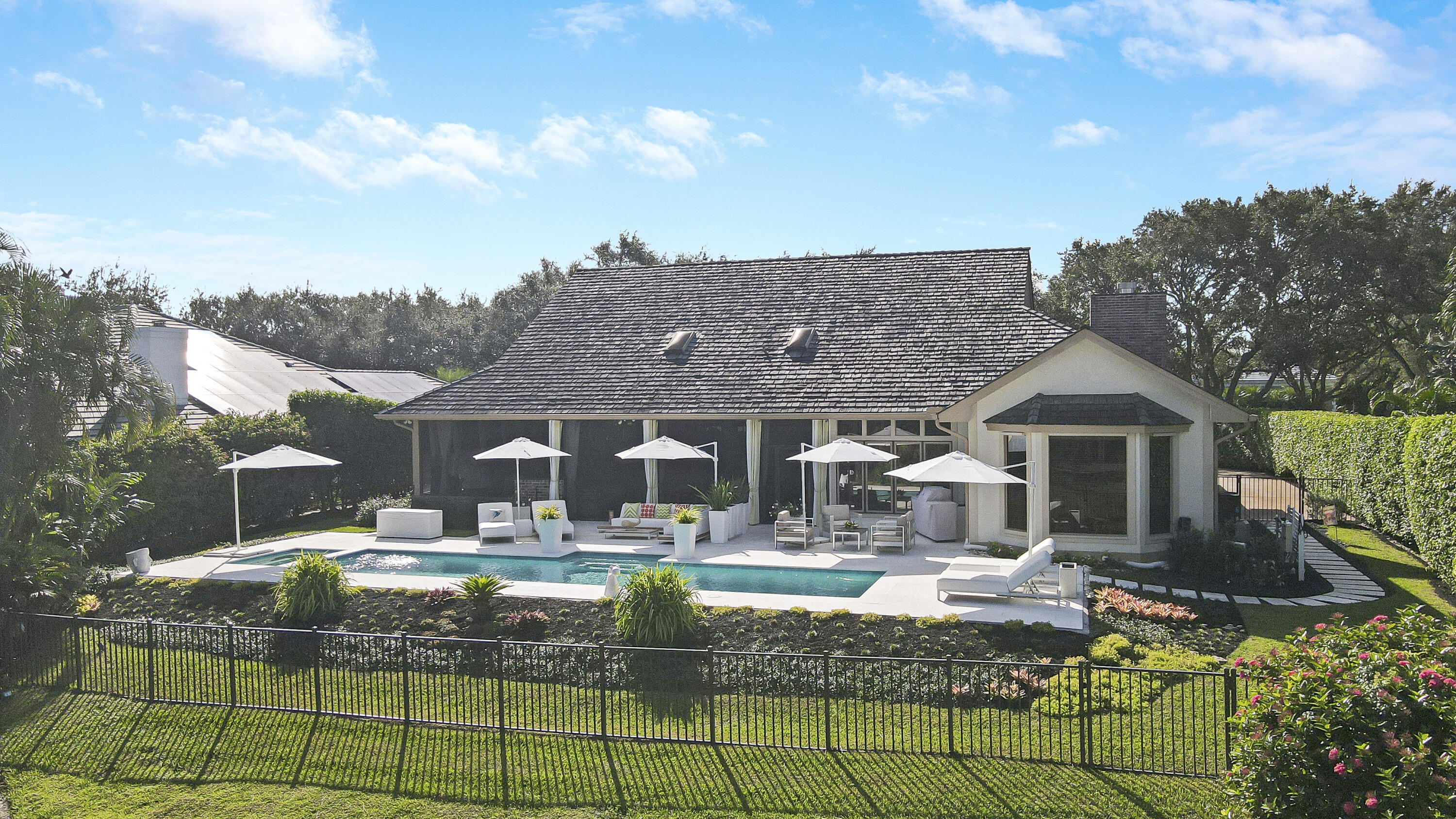 10435 SE Silver Palm Way