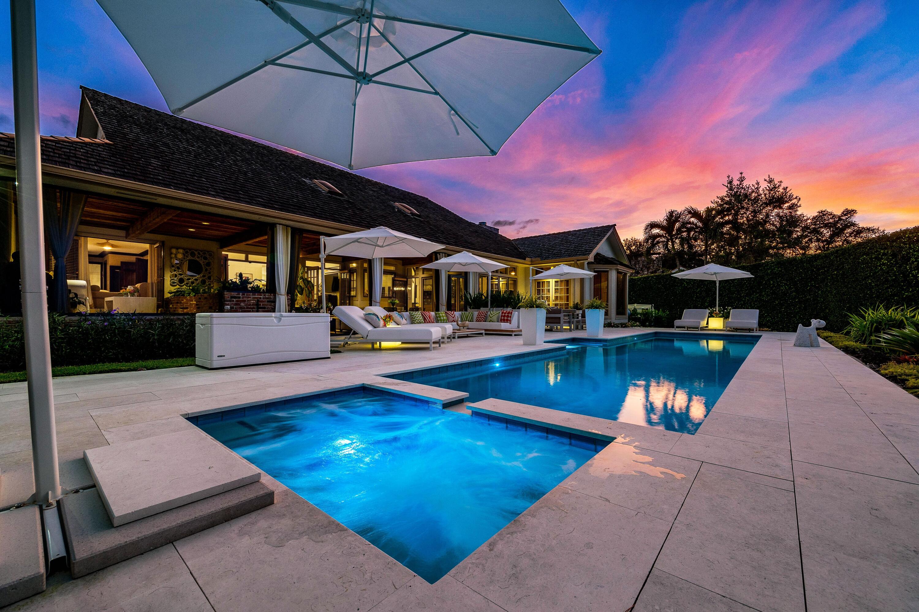 10435 SE Silver Palm Way