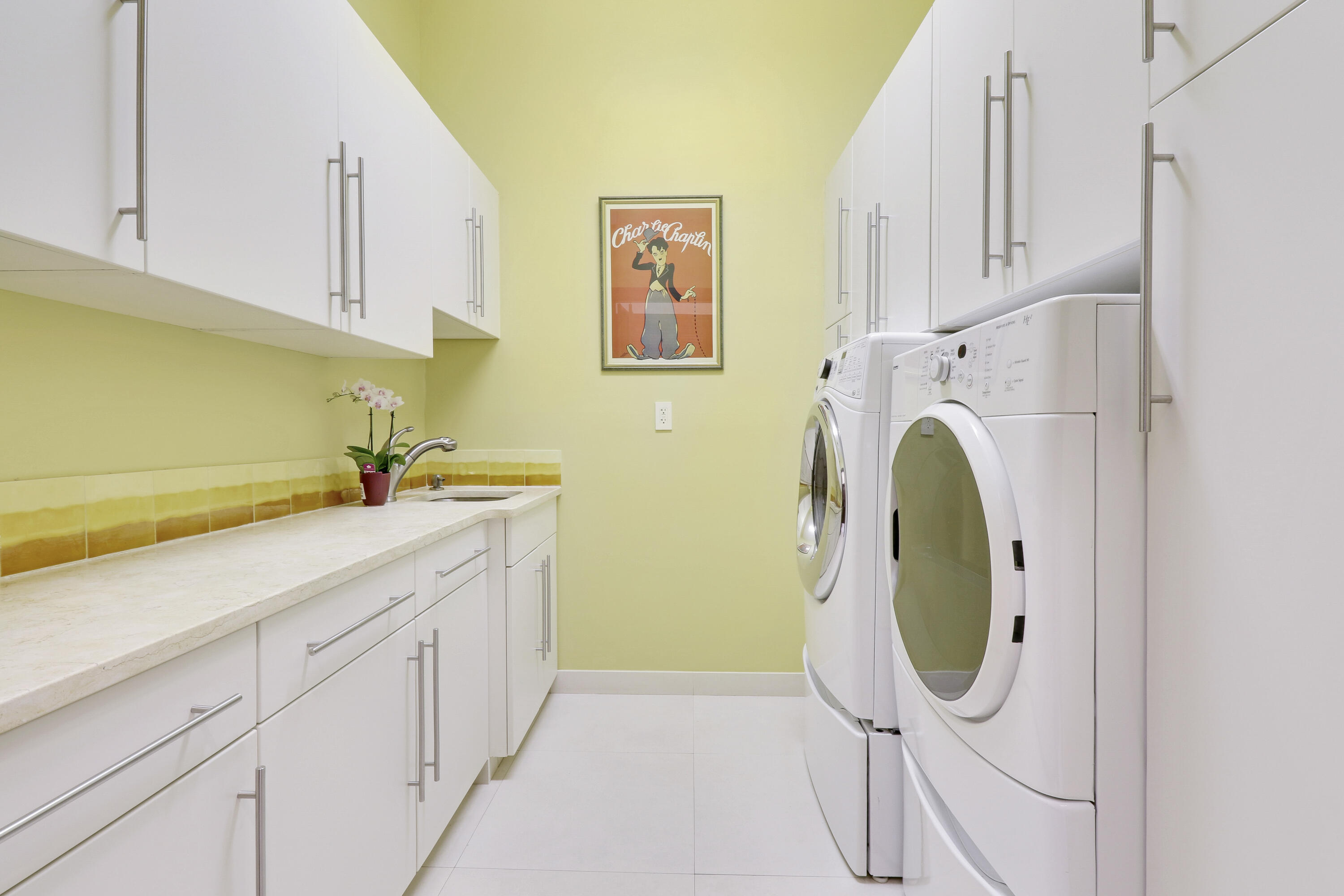 10435 SE Silver Palm Way