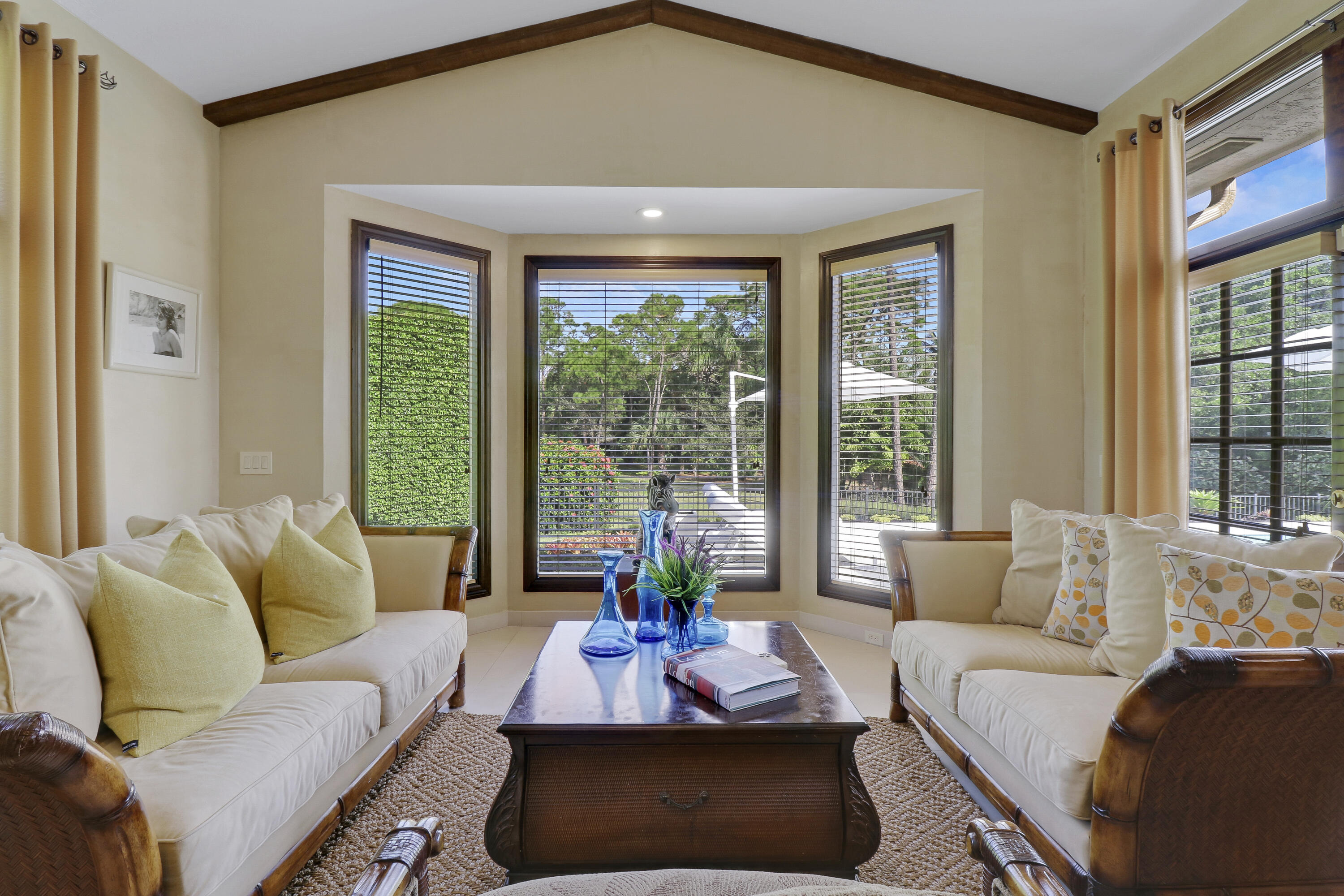 10435 SE Silver Palm Way