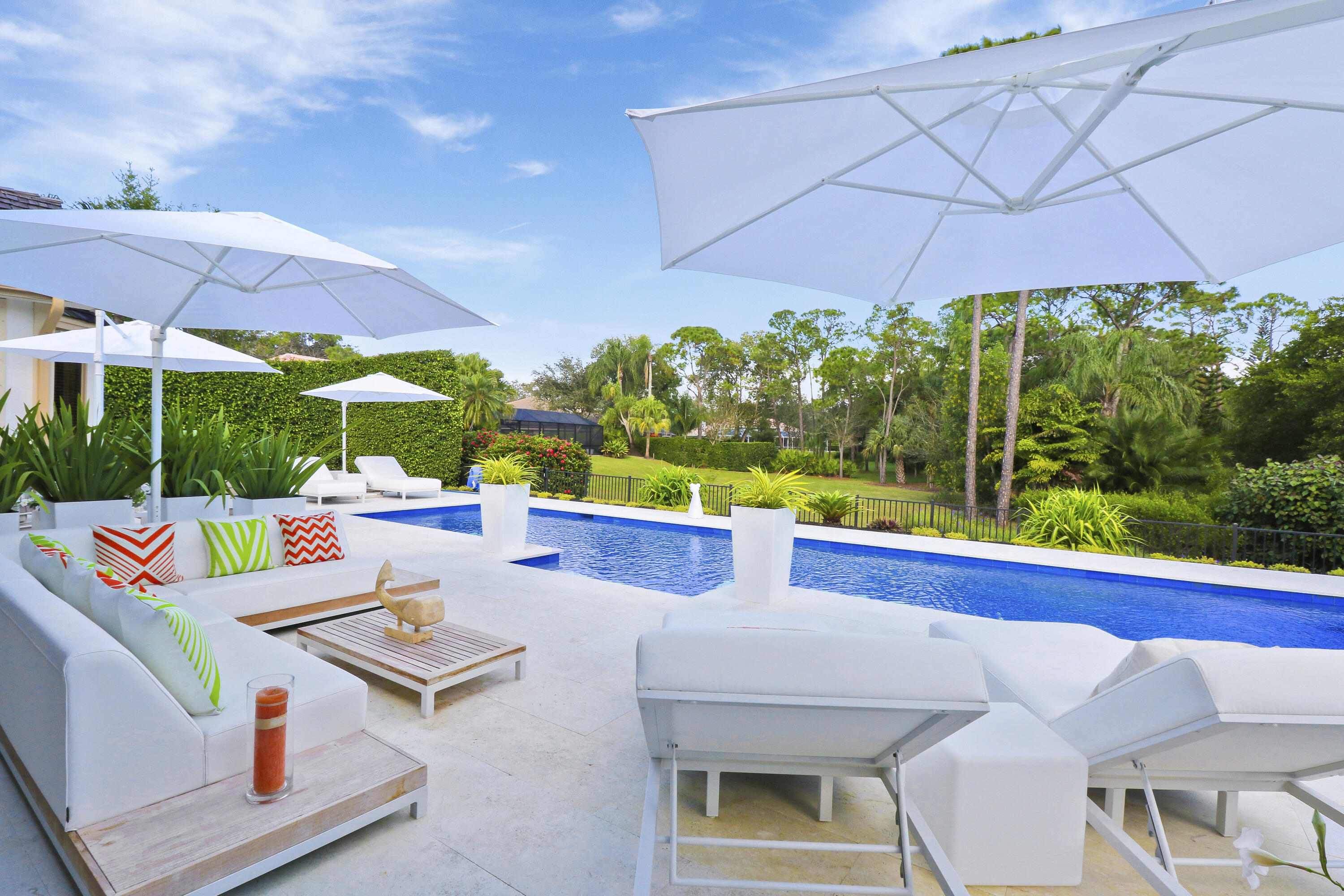 10435 SE Silver Palm Way