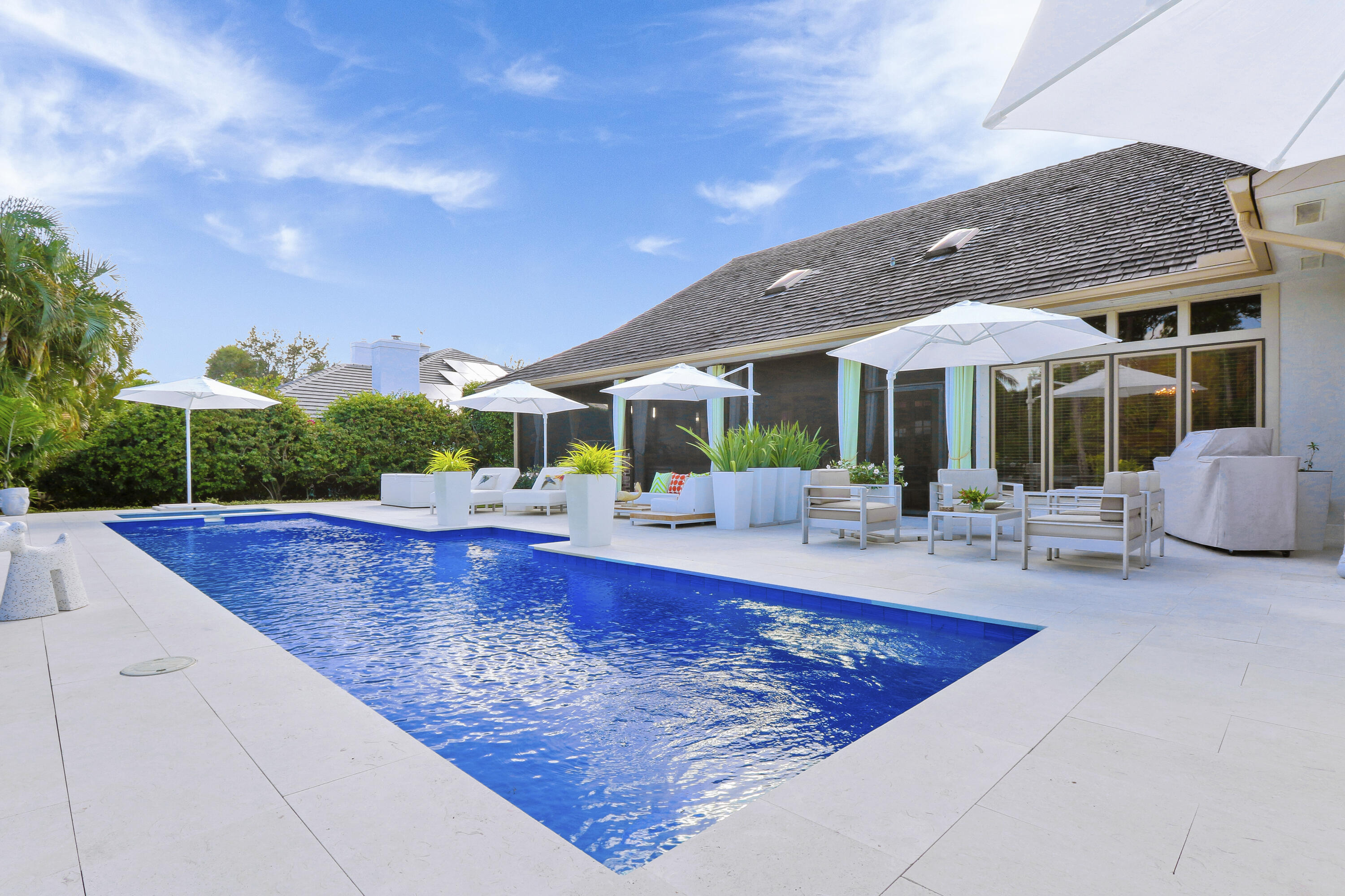 10435 SE Silver Palm Way