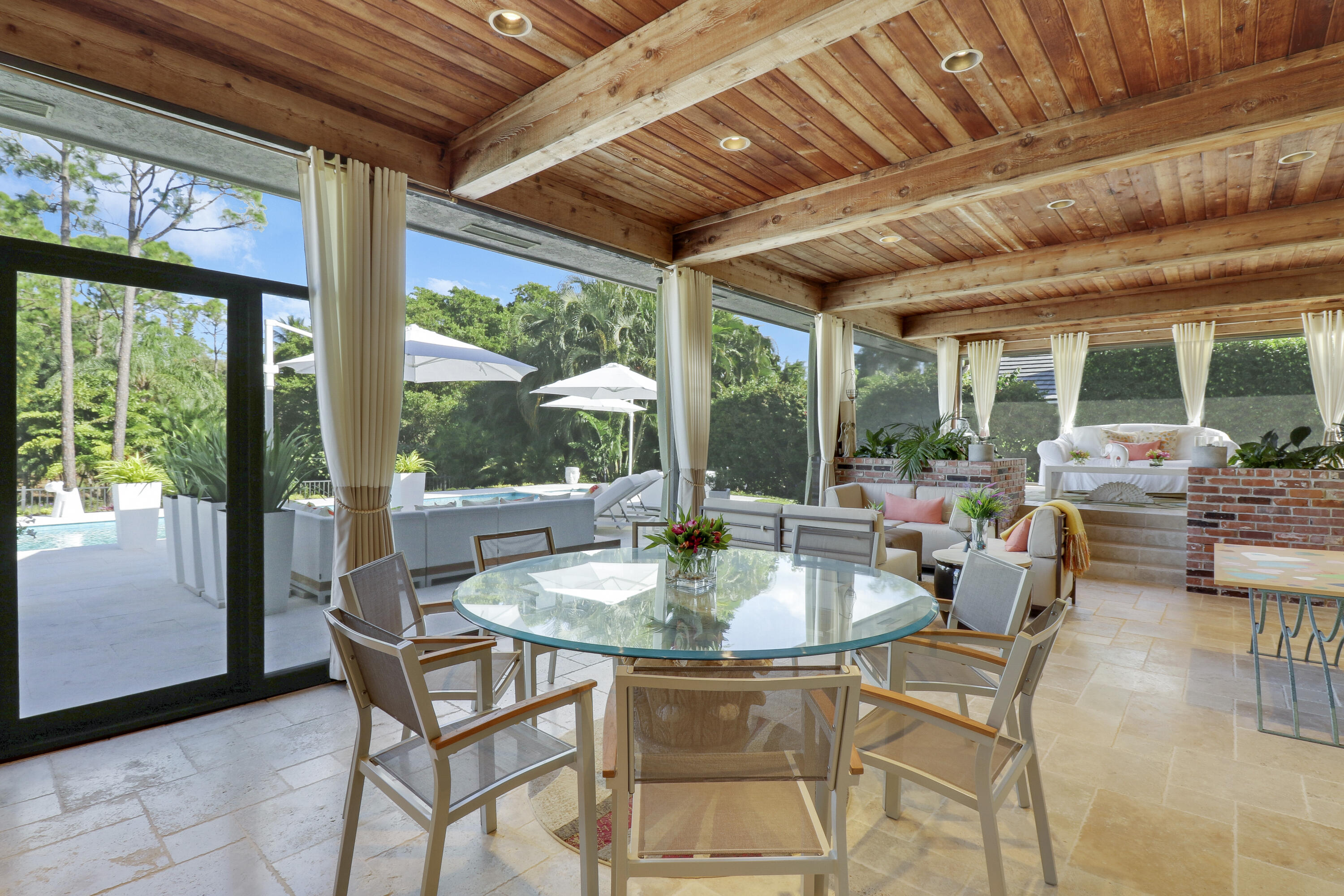 10435 SE Silver Palm Way