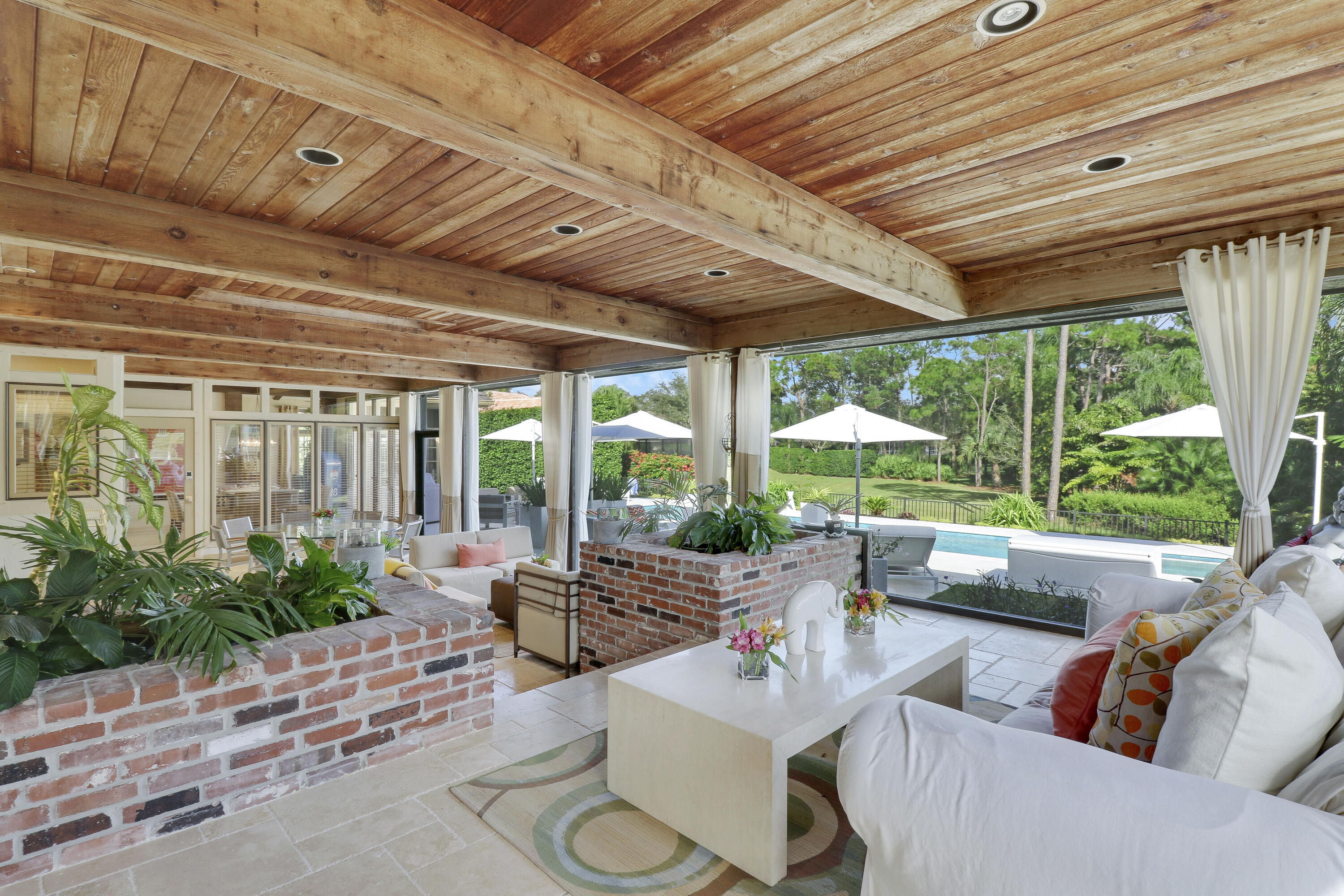 10435 SE Silver Palm Way