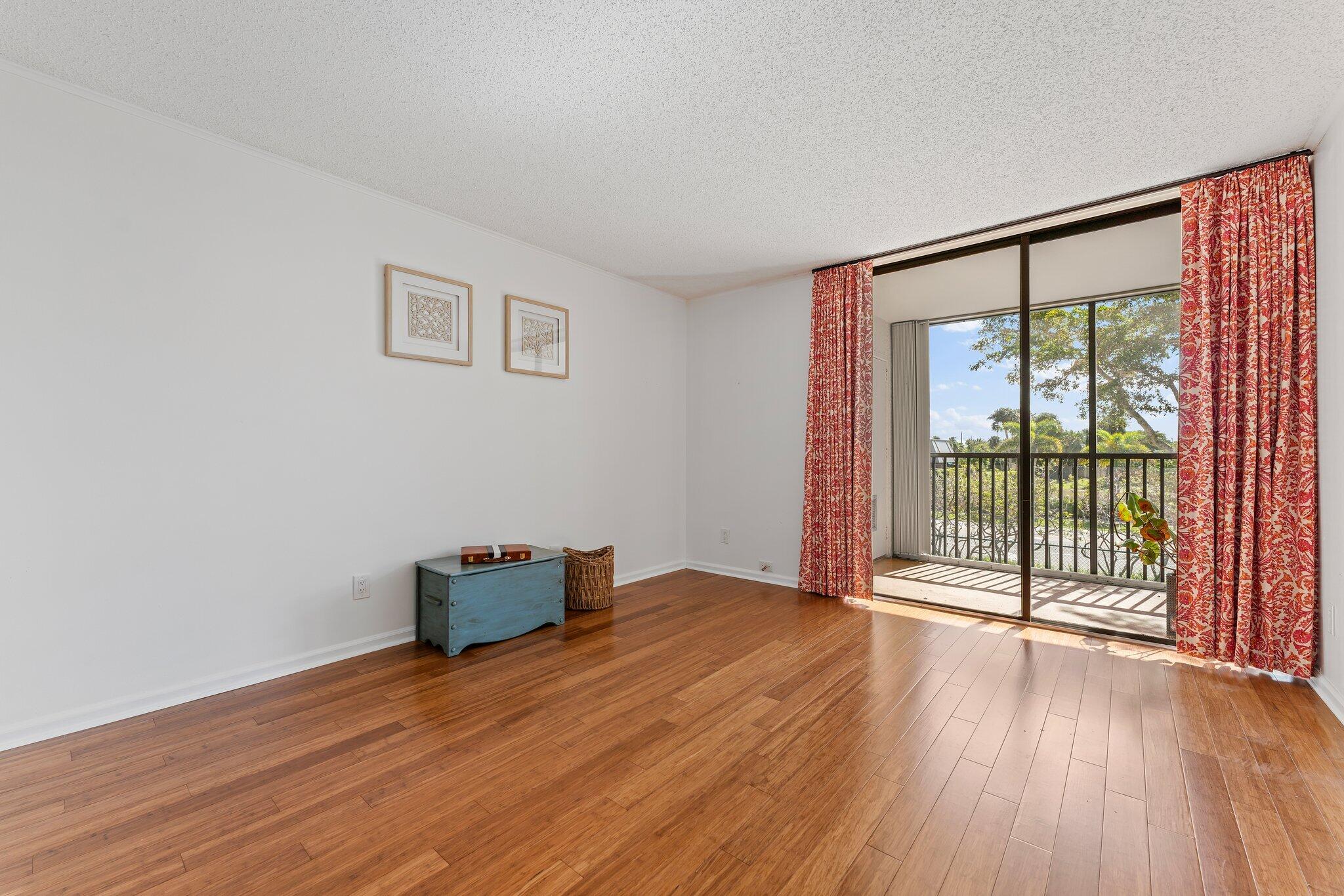 1605 S Us Highway 1 Unit: M1-104