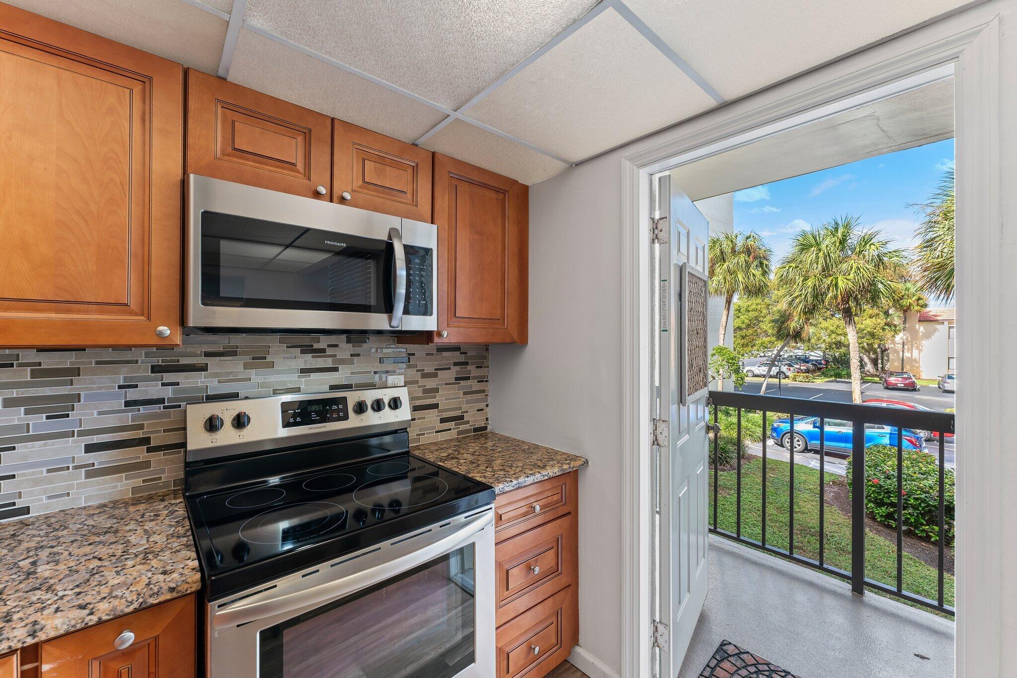 1605 S Us Highway 1 Unit: M1-104