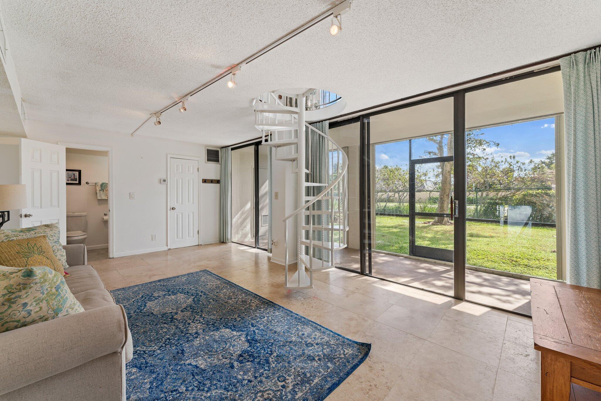 1605 S Us Highway 1 Unit: M1-104