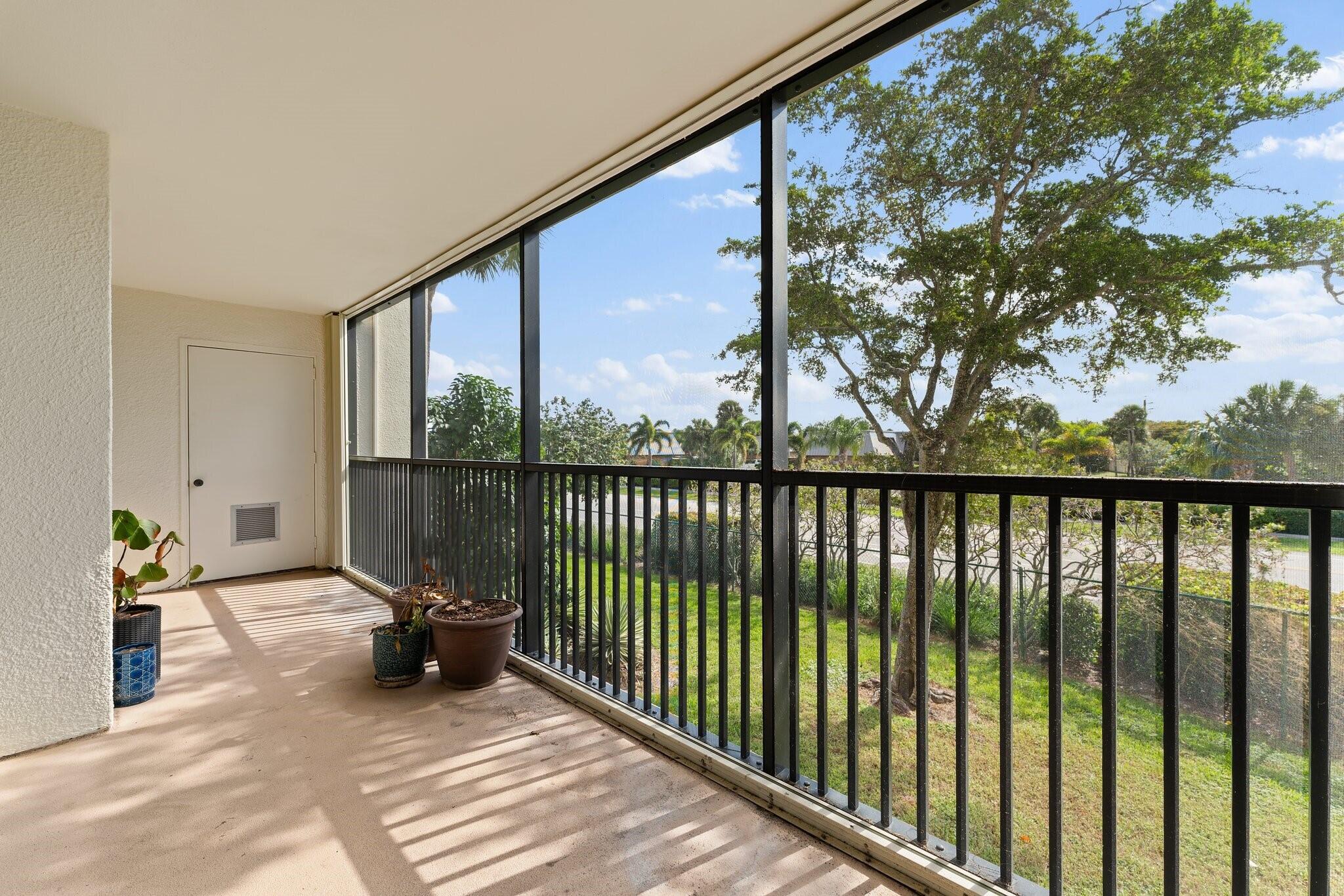1605 S Us Highway 1 Unit: M1-104