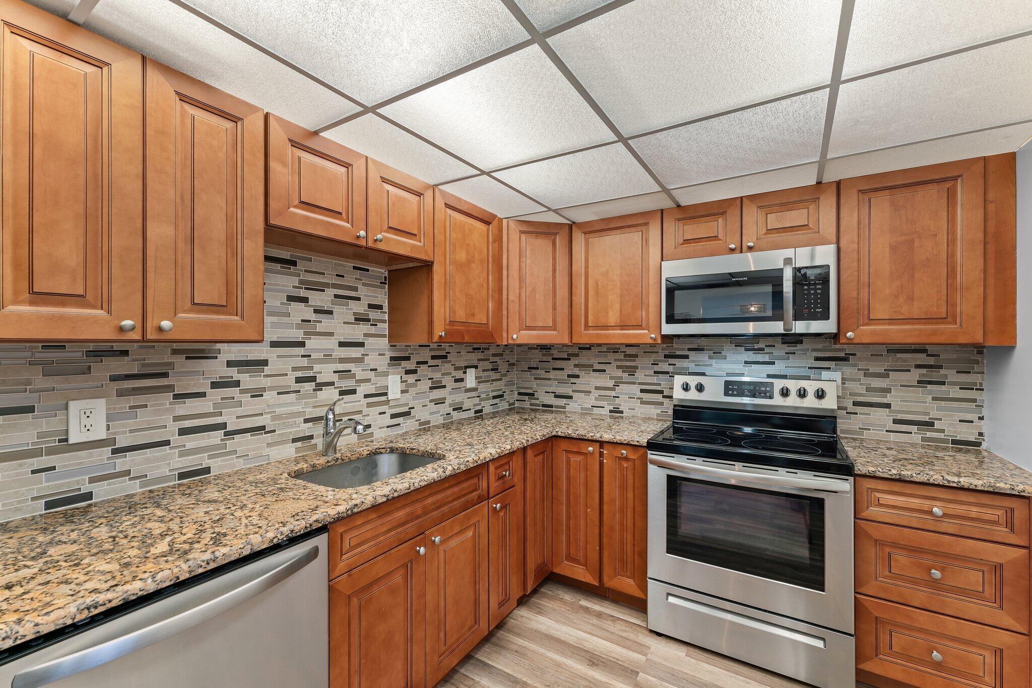 1605 S Us Highway 1 Unit: M1-104