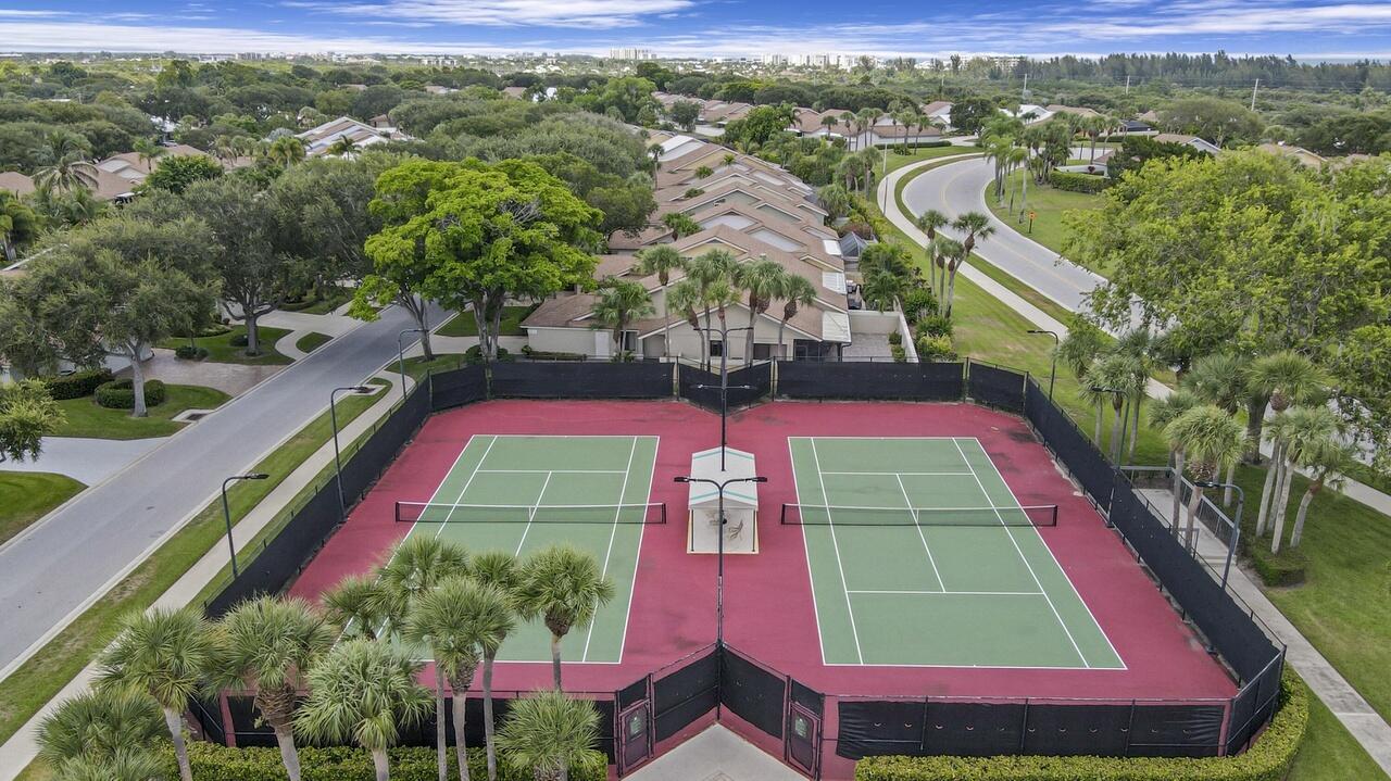 112 Cape Pointe Circle