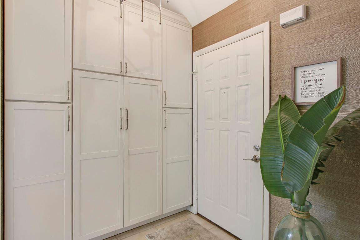 112 Cape Pointe Circle