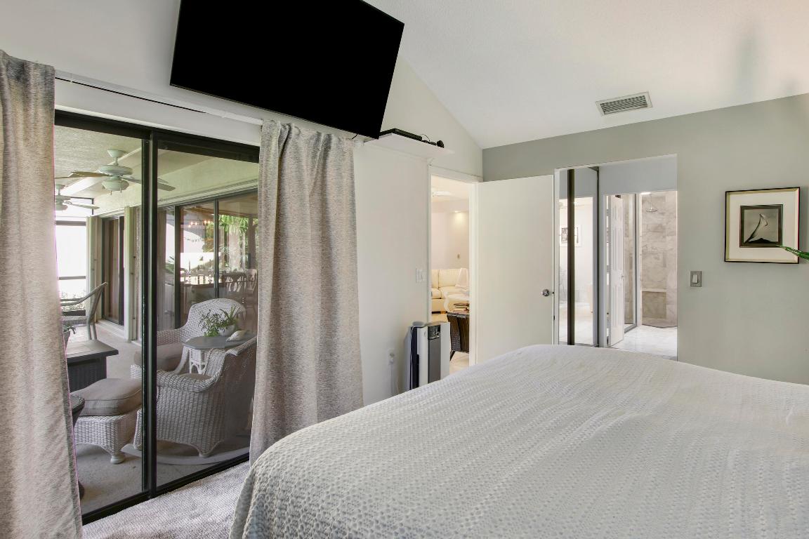 112 Cape Pointe Circle