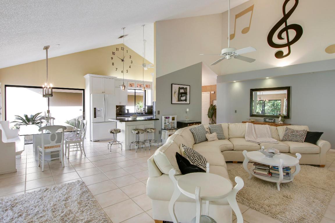 112 Cape Pointe Circle