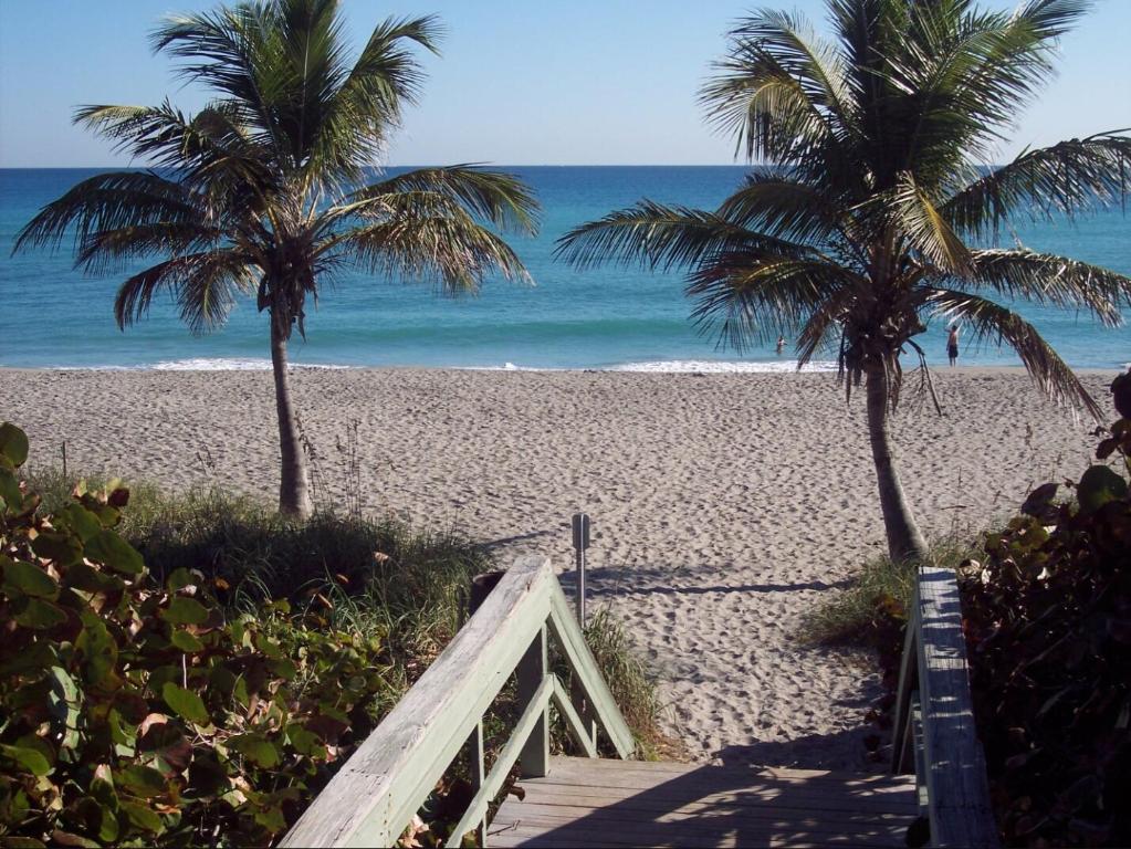 112 Cape Pointe Circle