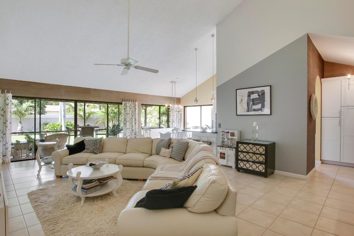 112 Cape Pointe Circle