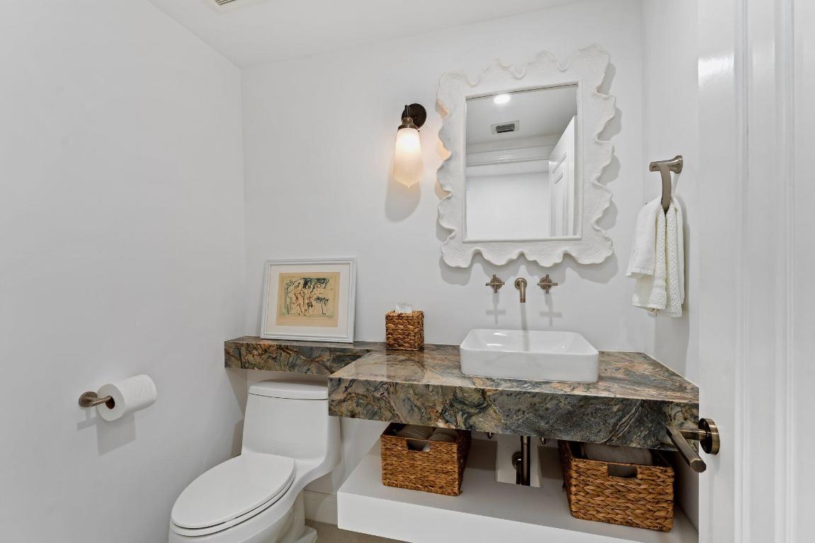 700 Ocean Royale Way Unit: 1202